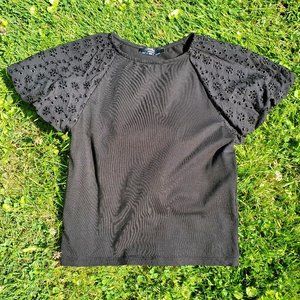 Bershka | Black Eyelet Detail Short Sleeve Tee Size Small